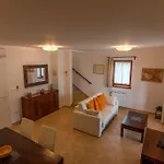 阿托斯公寓 *