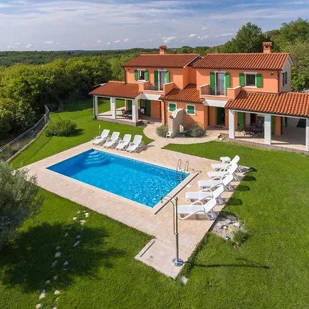 Apartment Athos *