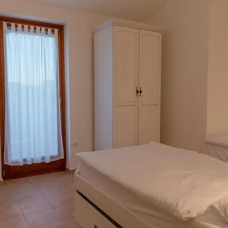 Athos Apartment